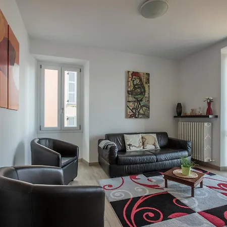 Laghee Apartment